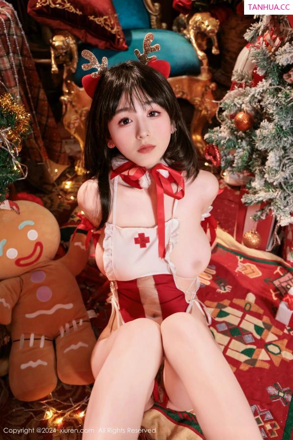   [XiuRen]高清写真图 2024.12.23 No.9642 奶芙乔乔 美腿丝袜第42张图片
